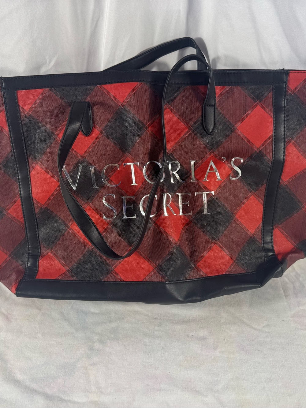 Victoria’s Secret Red Black Buffalo Plaid Tote Bag Large Holiday Weekender NWOT